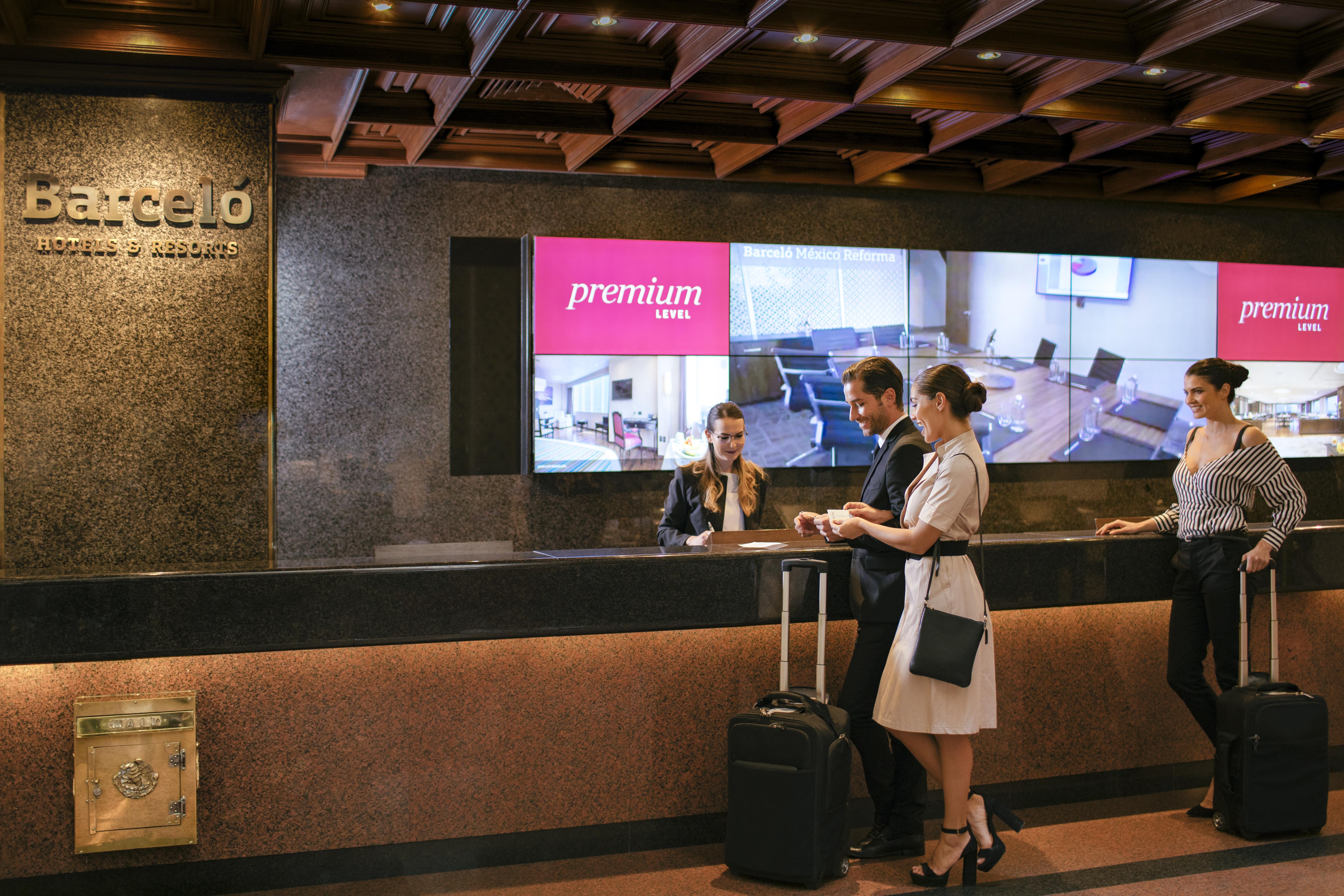 Barcelo Mexico Reforma Hotel Exterior photo Check-in counters at the airport